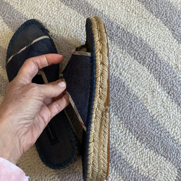 Burberry sandal denim with trim size 38 excellent condition - Picture 2 of 7